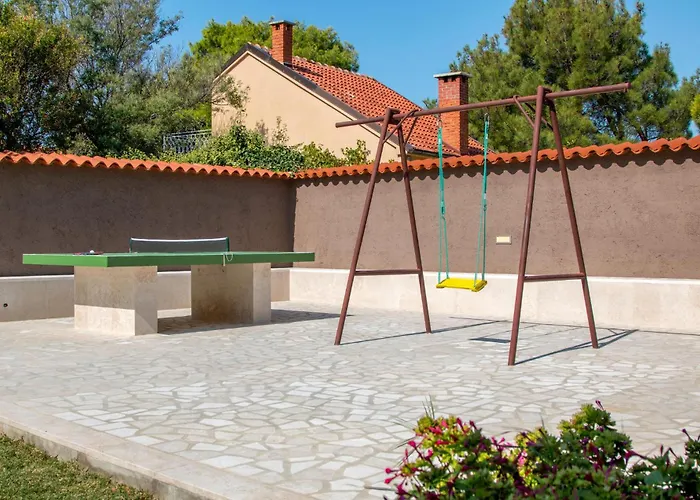 Holiday Home Premantura With Fireplace IV