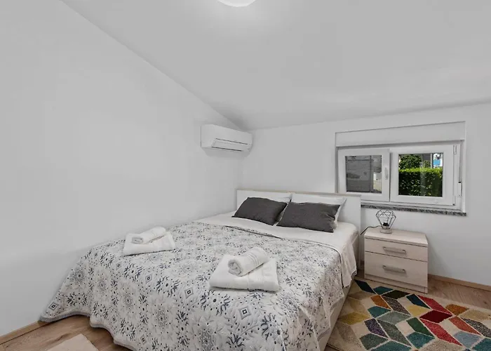 Holiday Home Sea